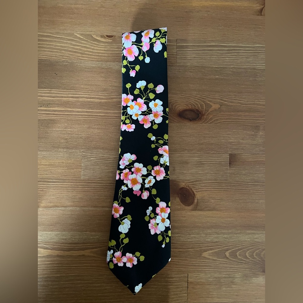 Floral Black Tie